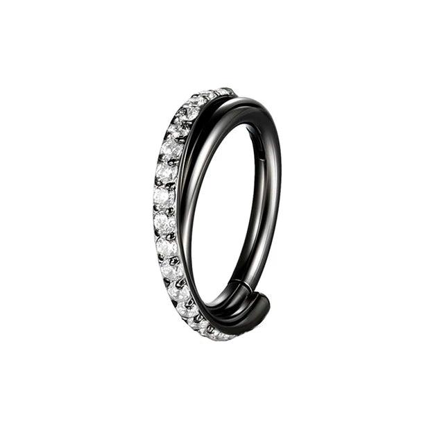 Anillo segmento doble cruzado de titanio ASTM F136 con banda de circonitas - Tienda Tattoo